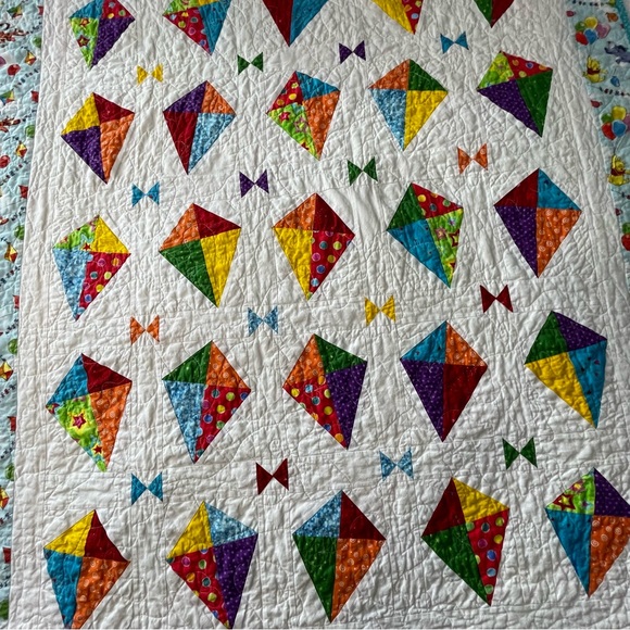 Handmade Winnie The Pooh and Friends Colorful Kite Patchwork Quilt Disney 56X48 - Picture 10 of 16